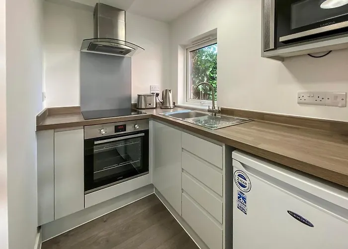 Luxury Studio Apartment By The Station